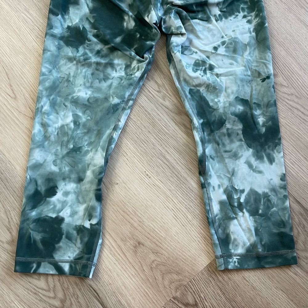 Lululemon Align High-Rise Crop Leggings Diamond Dye Starlight Smoked Spruce 8 - Picture 6 of 9